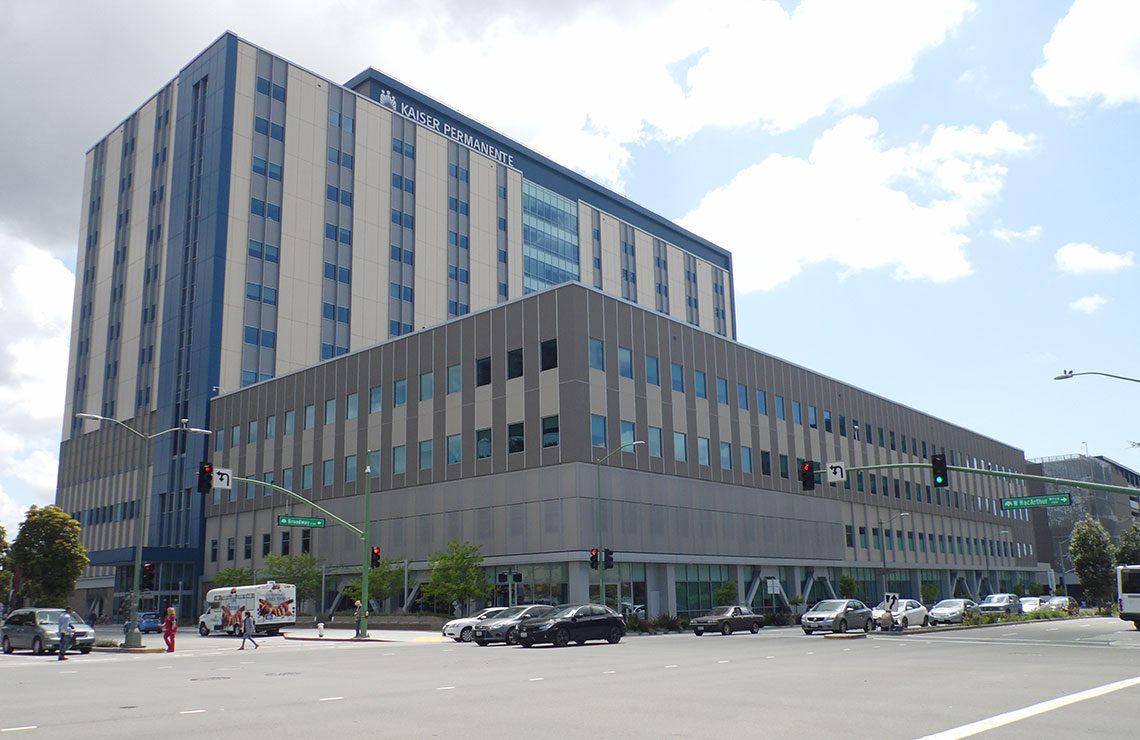 Mask Donation to Kaiser Permanente Oakland, CA Regencell Bioscience